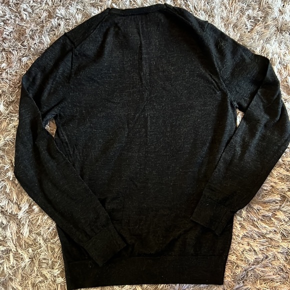 Mens Red Label Hugo Boss V-neck sweater - Picture 2 of 2